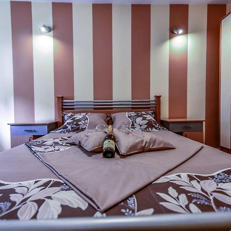 Lux Apartman Cvetkovic Kraljevo Zewnętrze zdjęcie