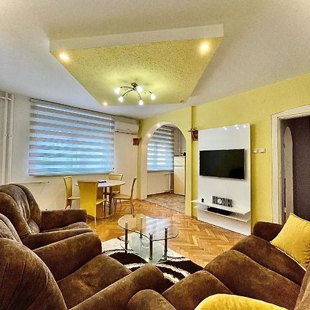 Lux Apartman Cvetkovic Kraljevo Zewnętrze zdjęcie