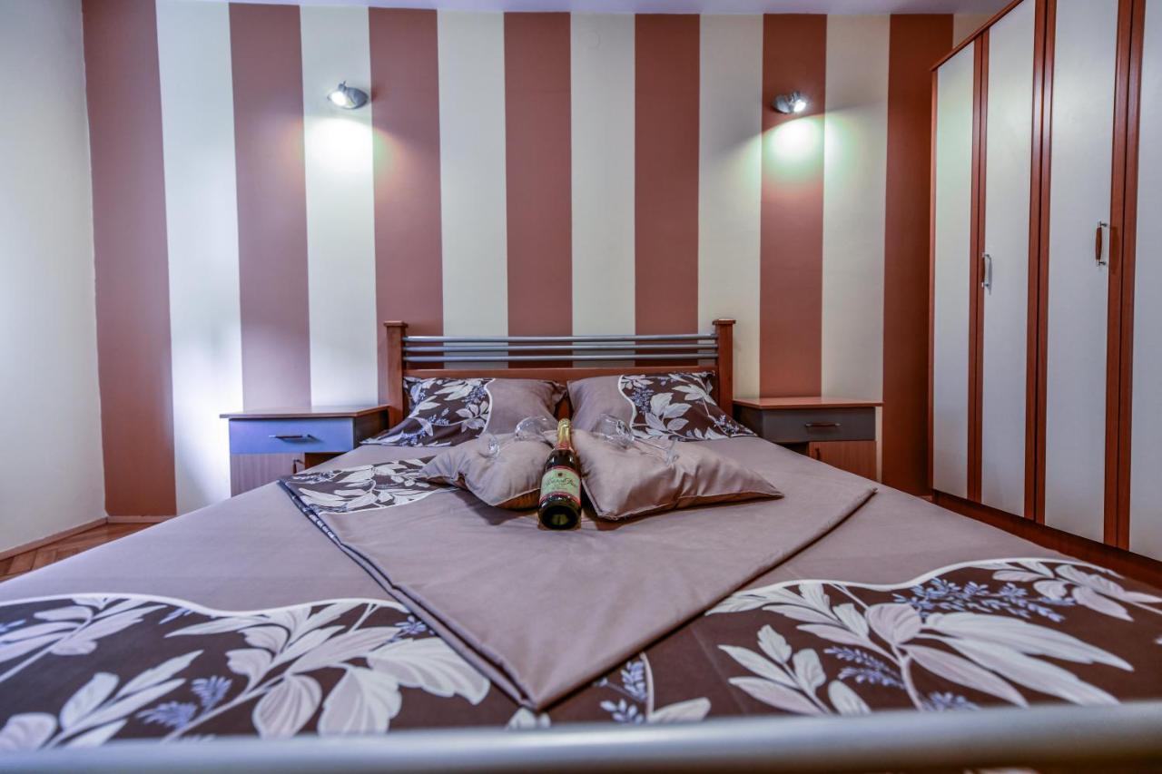 Lux Apartman Cvetkovic Kraljevo Zewnętrze zdjęcie