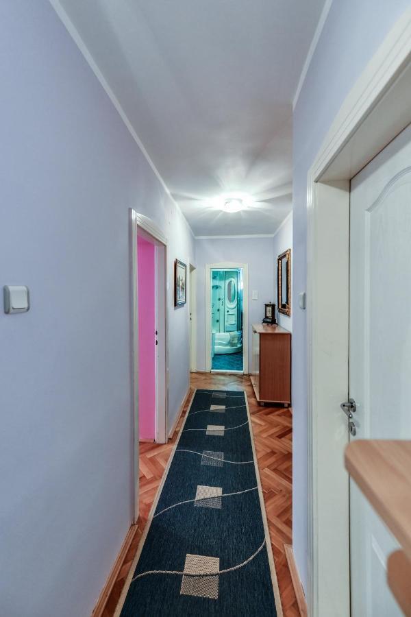 Lux Apartman Cvetkovic Kraljevo Zewnętrze zdjęcie