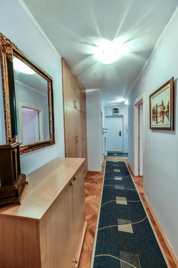 Lux Apartman Cvetkovic Kraljevo Zewnętrze zdjęcie